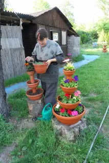 18.5.2011 - zaléváme květinky – fotografie 1