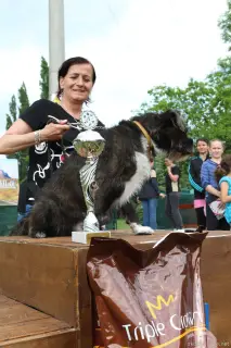 A je to tady - vyhrál jsem baštu, no a nějaký pohár!